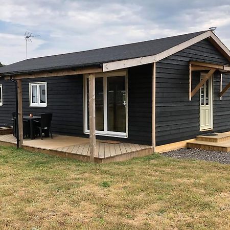 Nightjar Lodge - Adults Only Lackford Bagian luar foto