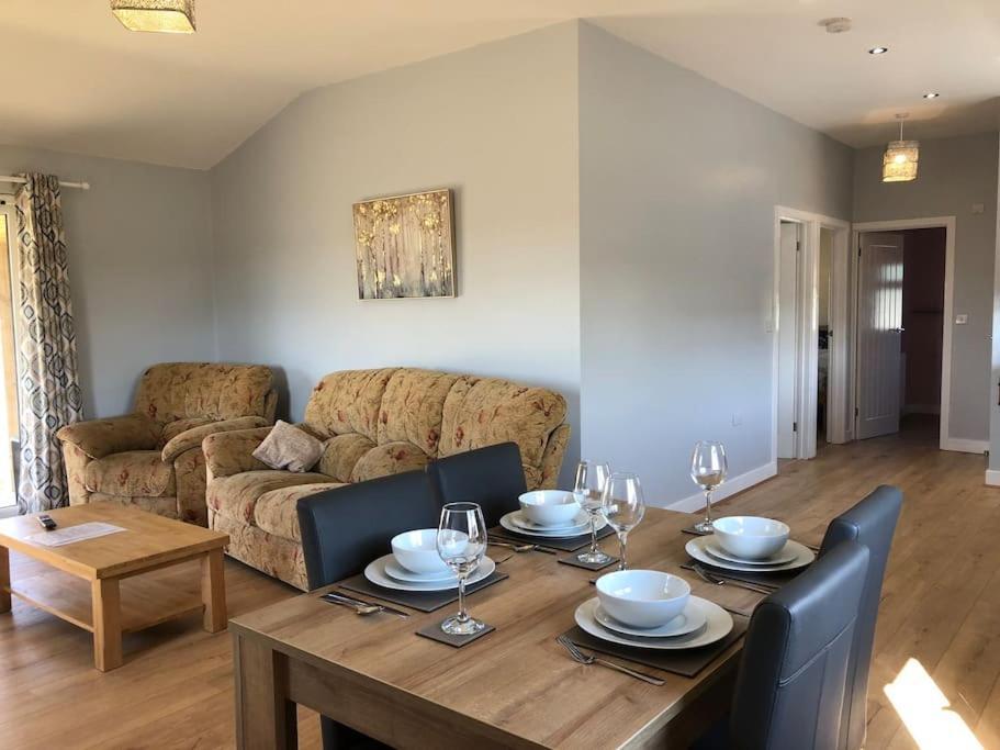 Nightjar Lodge - Adults Only Lackford Bagian luar foto
